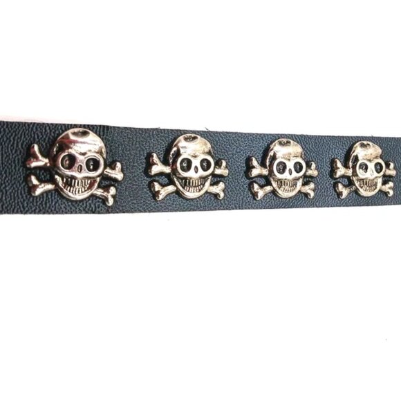 Skull + Crossbones Black Vegan Leather Bracelet-New 9 Inches Unisex - Picture 5 of 8